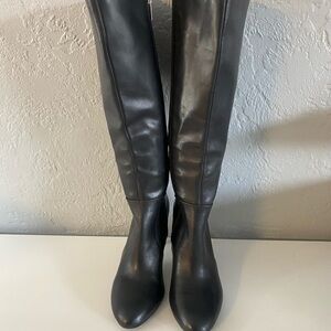Bandolino Black Heeled Leather Boots